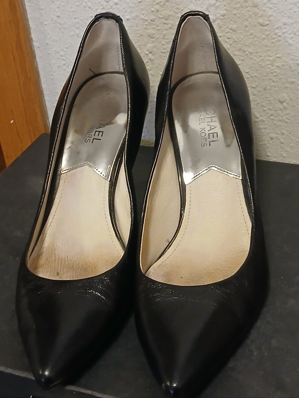 ​MICHAEL Michael Kors Black Leather Pointed Toe Stiletto Heels Pumps Size 7.5 M
